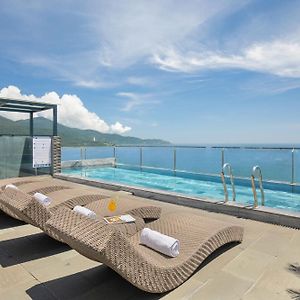 Mangata Beachfront Hotel - Rooftop Bar Sea View